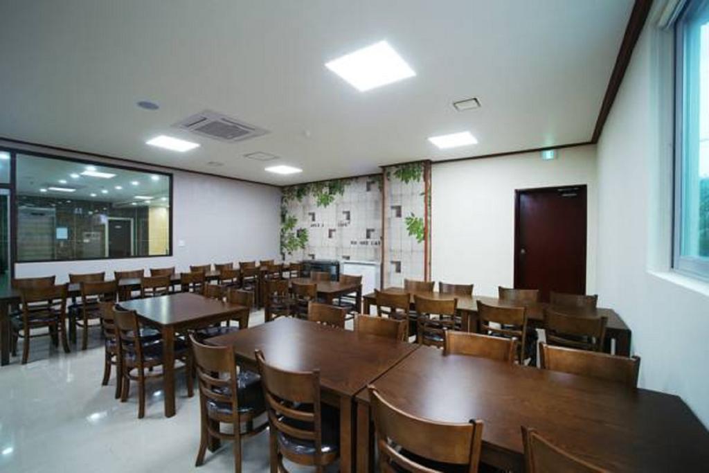 Seongsan Aqua Beach Hotel Seogwipo Dış mekan fotoğraf