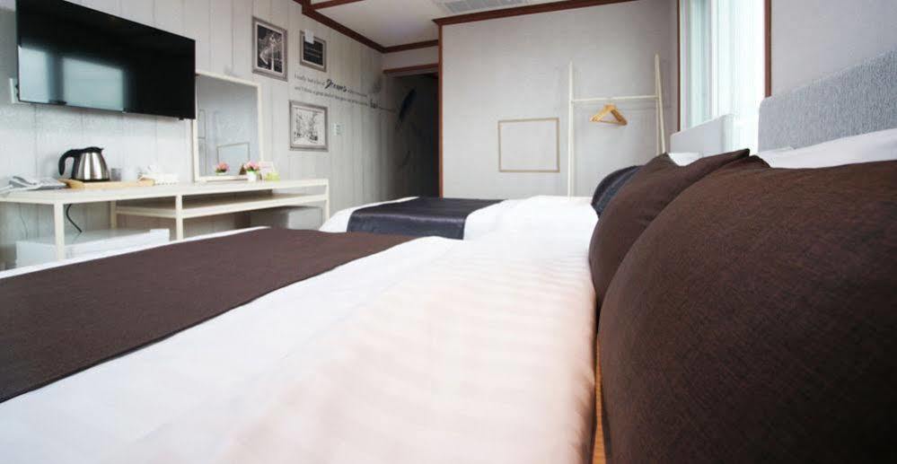 Seongsan Aqua Beach Hotel Seogwipo Dış mekan fotoğraf