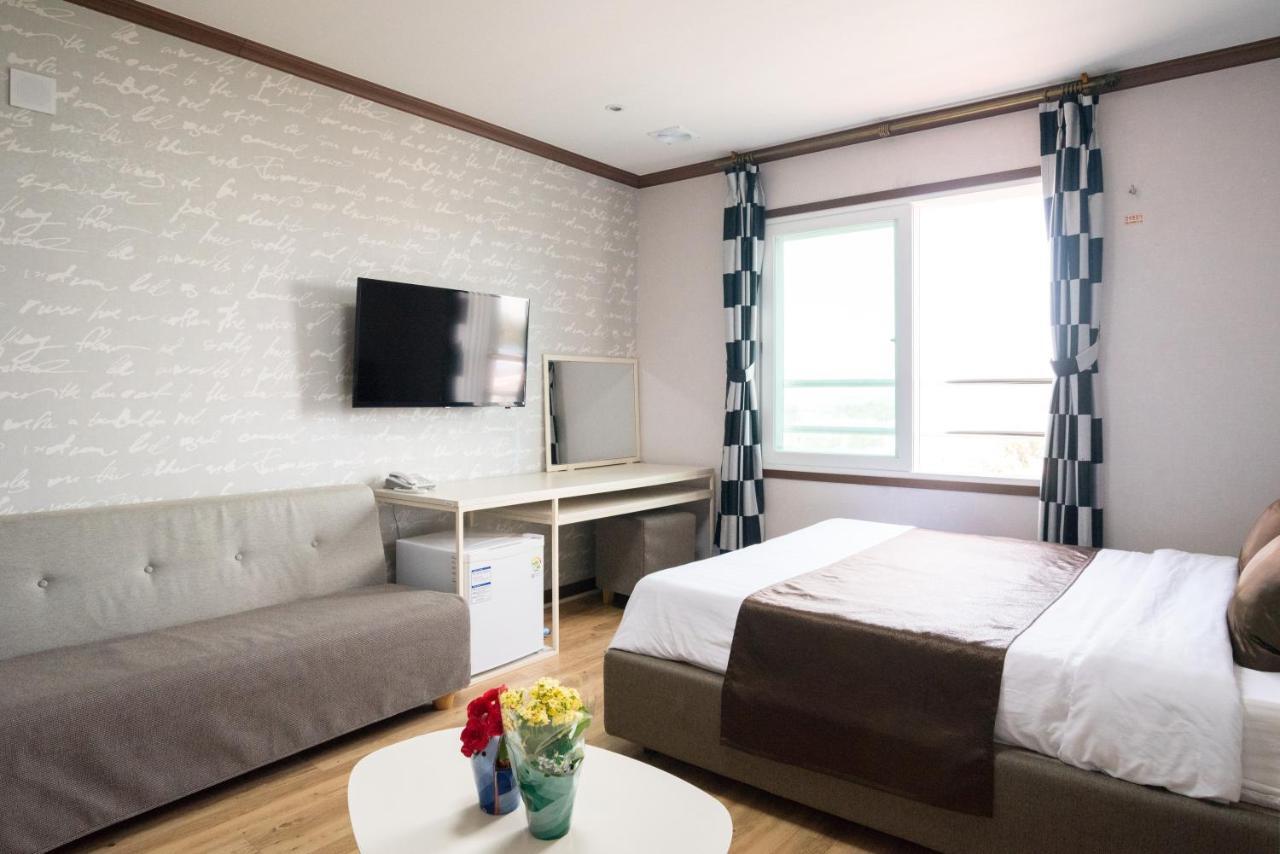 Seongsan Aqua Beach Hotel Seogwipo Dış mekan fotoğraf