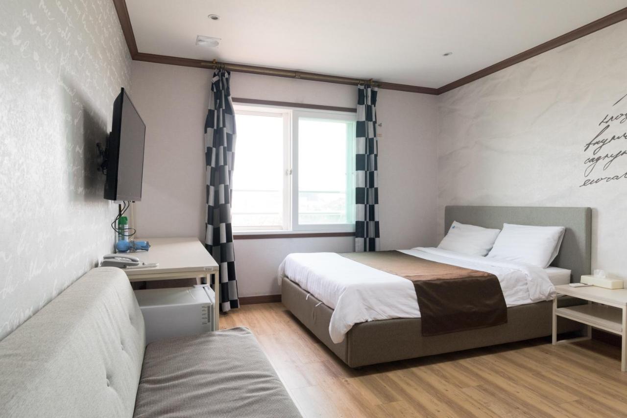 Seongsan Aqua Beach Hotel Seogwipo Dış mekan fotoğraf